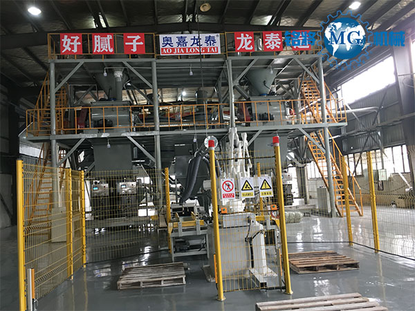 開一家膩?zhàn)臃蹚S需要投資多少錢？